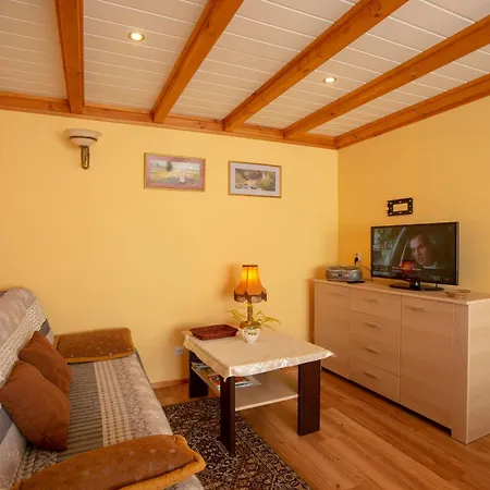 Letniskowy W Rydzewie Ferienhaus Rydzewen