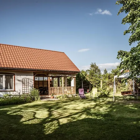 Letniskowy W Rydzewie Ferienhaus